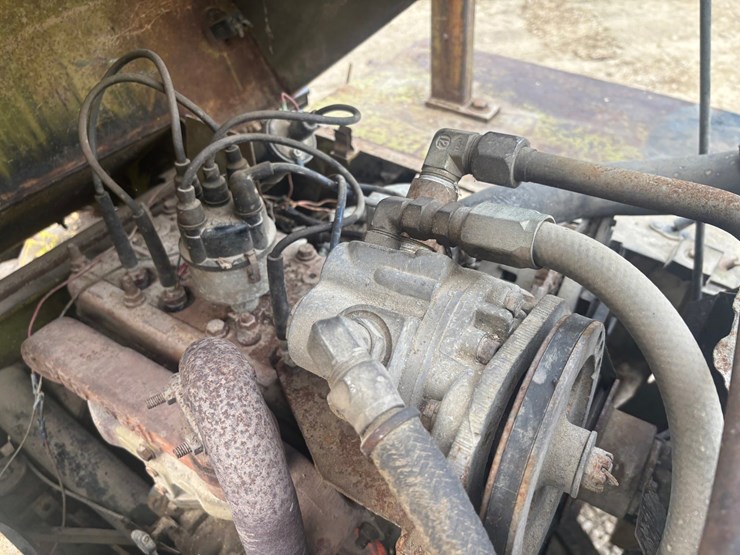 #3332-•-clark-it40b-forklift-image-31