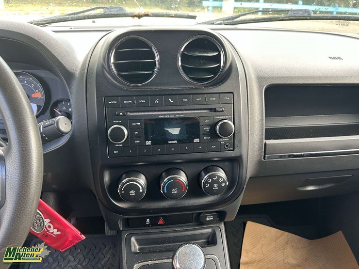 2016-jeep-patriot-image-10