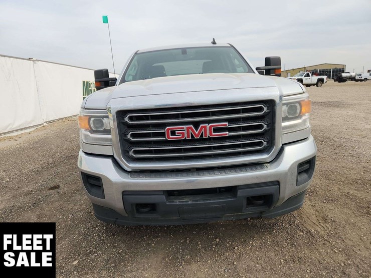 2019-gmc-sierra-2500hd-image-8