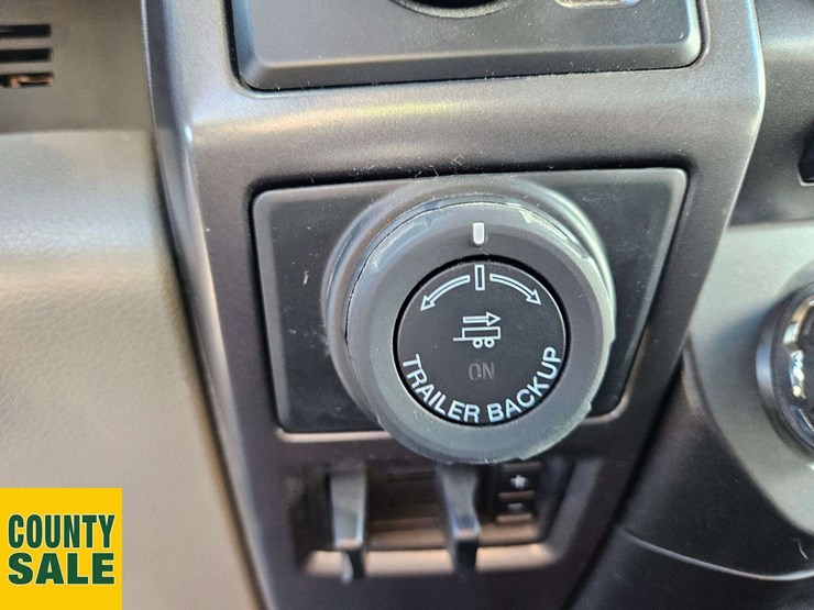 2017-ford-f150-image-21