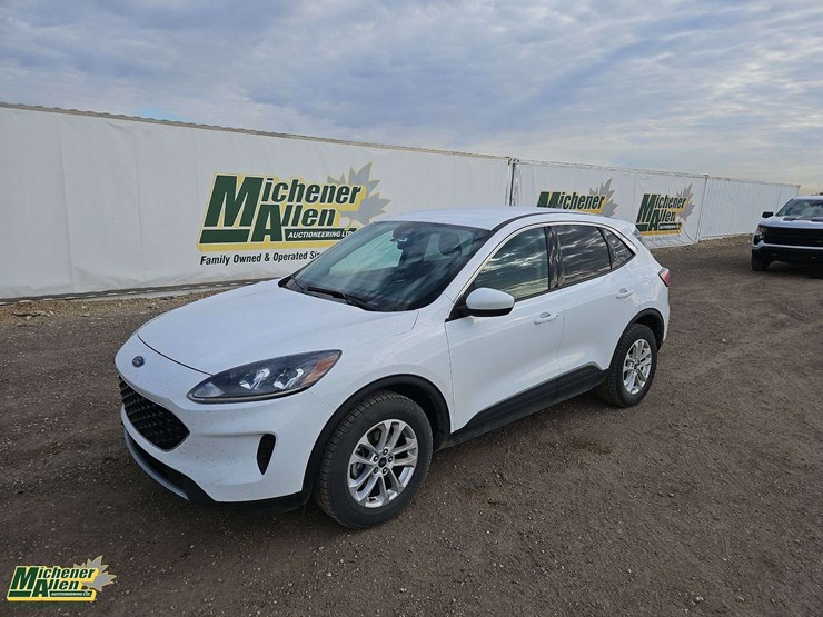 2020-ford-escape-image-1