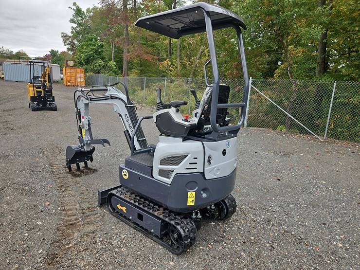 ats-me18-mini-excavator-image-3