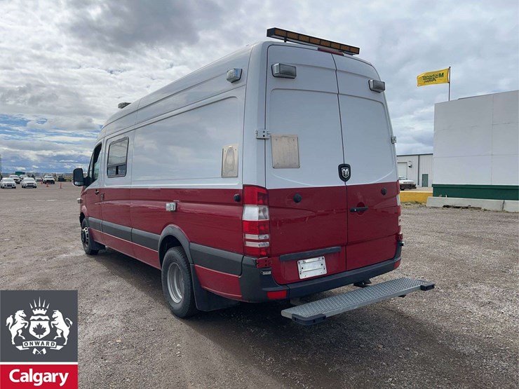 2007-dodge-sprinter-3500-image-3