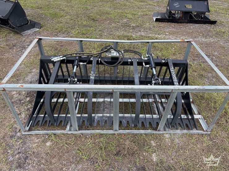 2025-pabreak-80in-hydraulic-dual-cylinder-grapple-rock-bucket-skid-steer-attachment-image-7