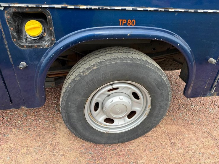 ford-f250-xl-image-7
