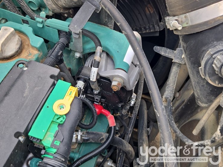 2021-volvo-ec200el-image-63
