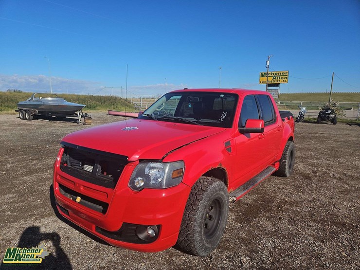 2009-ford-explorer-sport-trac-image-1
