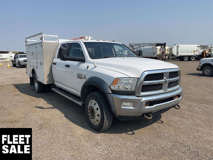 2016-ram-4500-4x4-s/a-service-truck-image-2