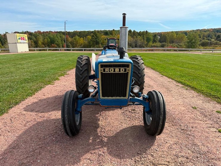 ford-3600-image-2