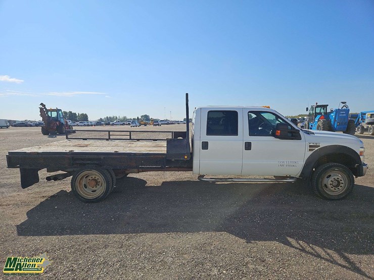 2010-ford-f550-image-7