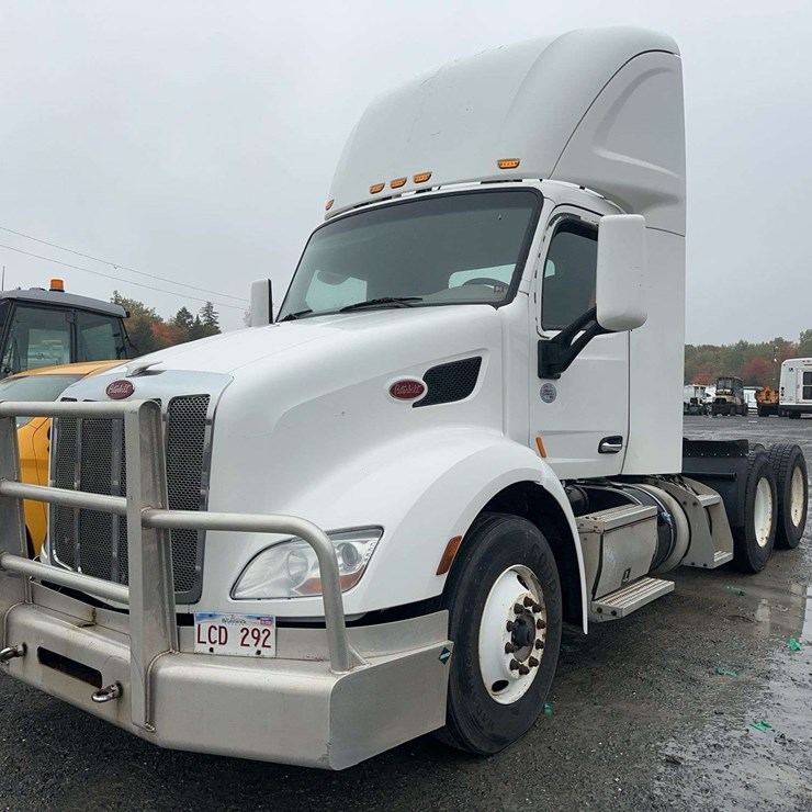 2018 PETERBILT 579