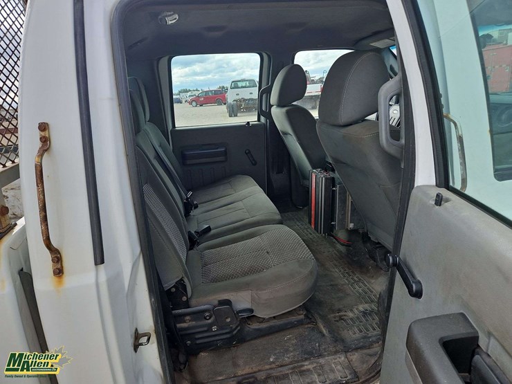 2011-ford-f250-image-16
