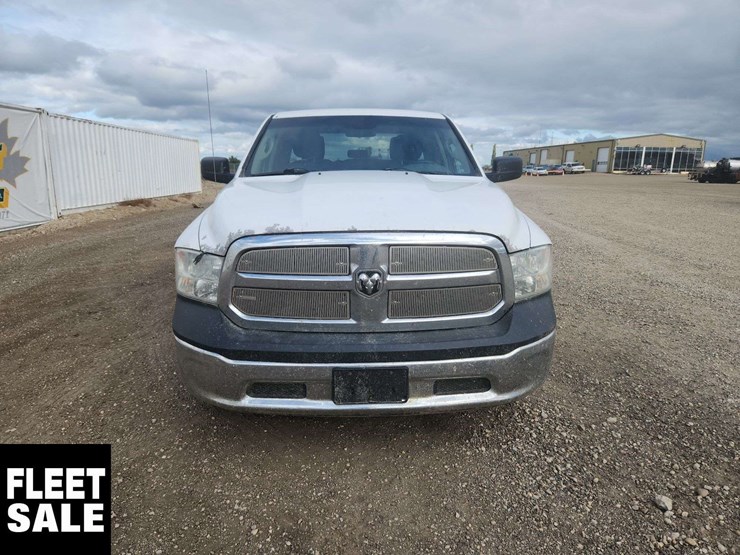 2014-dodge-1500-image-8