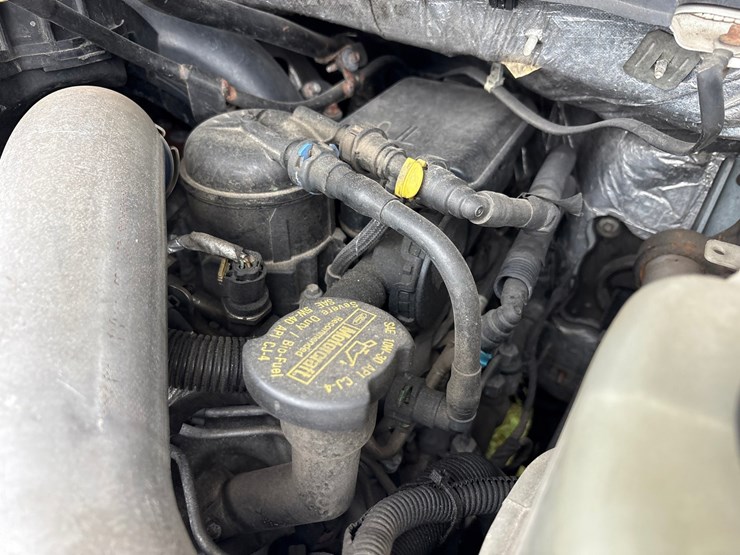 2015-ford-f550-image-48