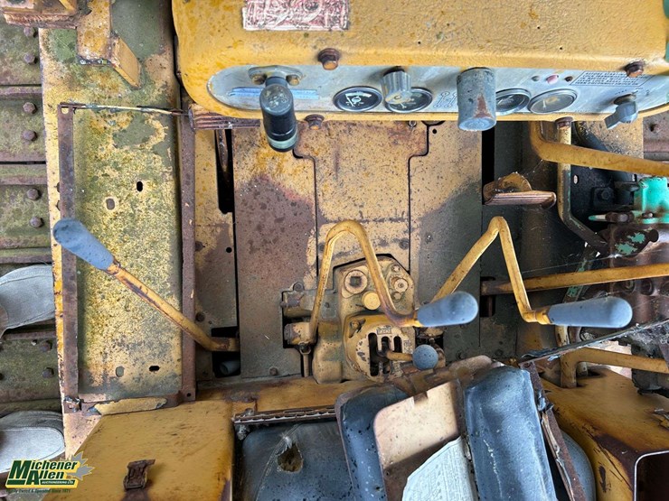 1969-caterpillar-d4d-image-5