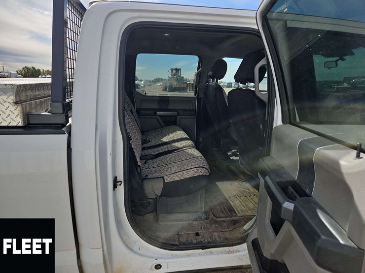 2022-ford-f250-image-16