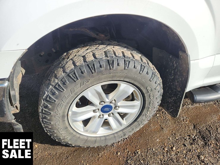 2020-ford-f150-image-9