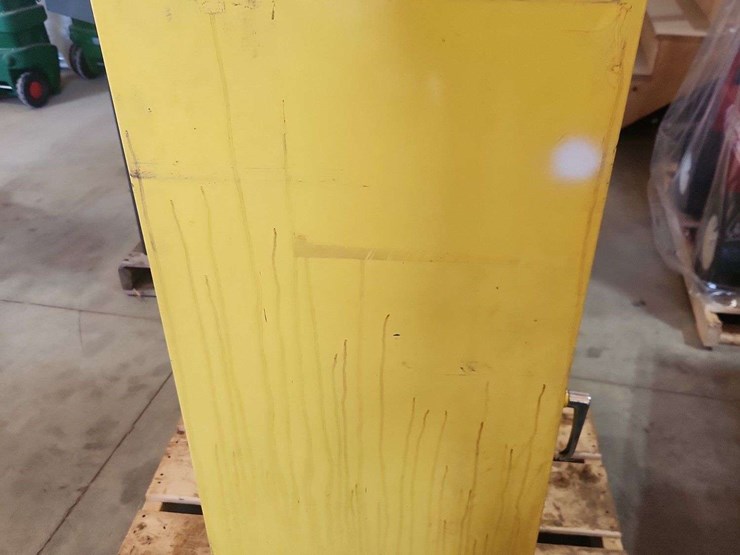 medium-haz-mat-cabinet-image-4