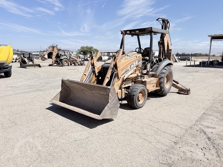 2009-case-580sn-image-1