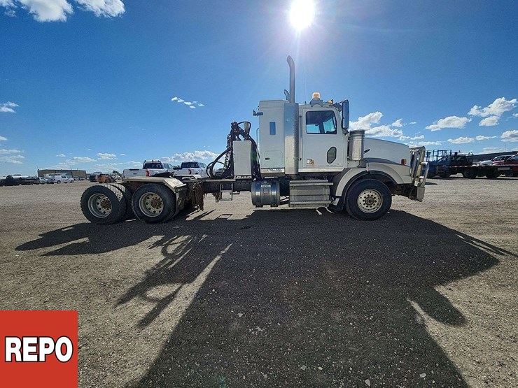 2014-western-star-4900-image-8
