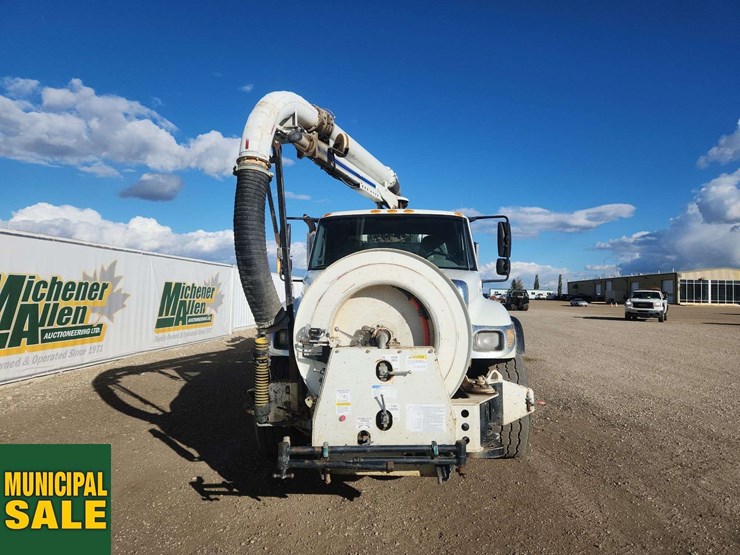 2007-international-workstar-7500-image-13