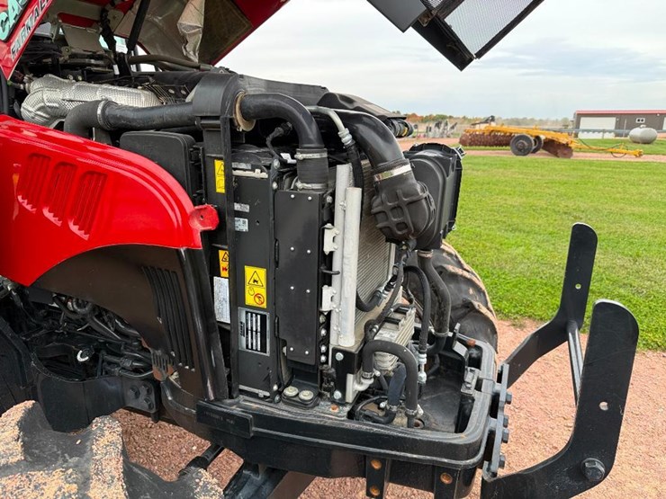 case-ih-farmall-95a-image-33