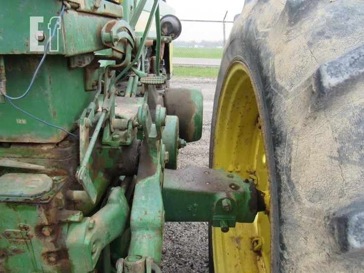 1957-john-deere-620-image-15