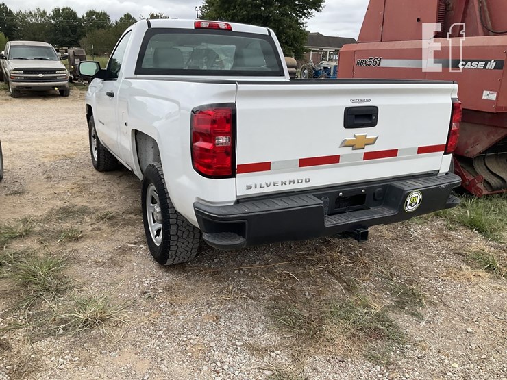 2018-chevrolet-silverado-1500-image-3
