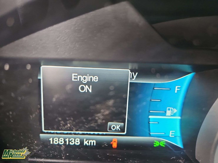 2015-ford-explorer-limited-image-27