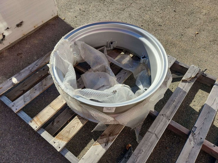 tractor-rim-image-1