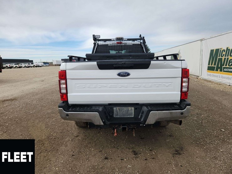 2022-ford-f250-image-21