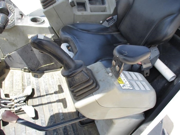 2020-bobcat-e35i-image-10