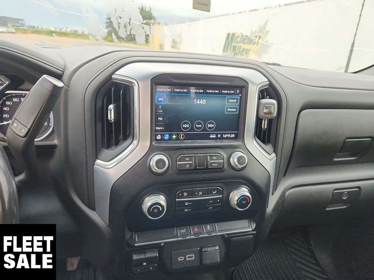 2023-gmc-sierra-2500hd-image-19