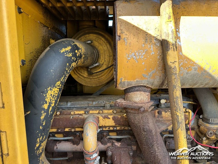 caterpillar-938f-image-58