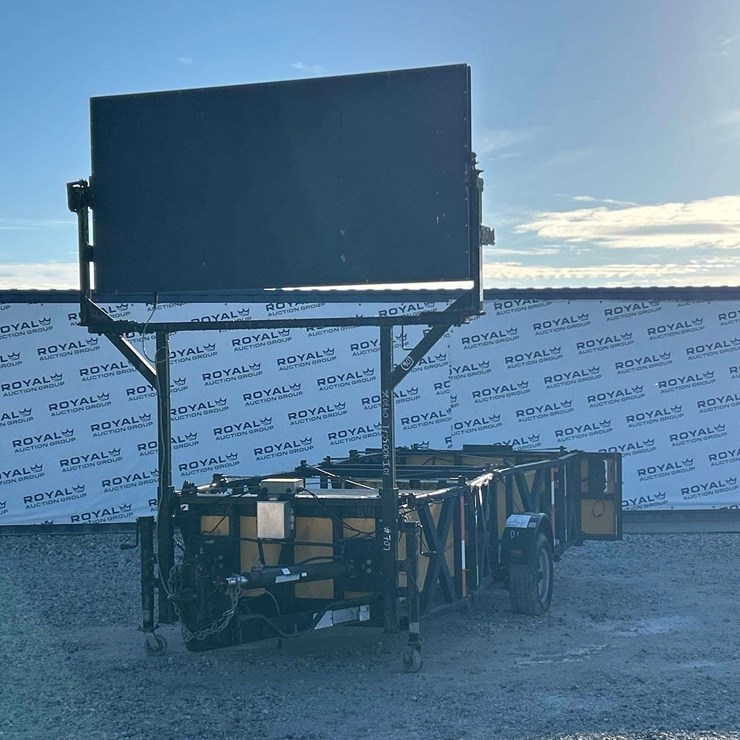 2011 Energy Absorption Systems TMA9000 Arrow Board Attenuator Trailer