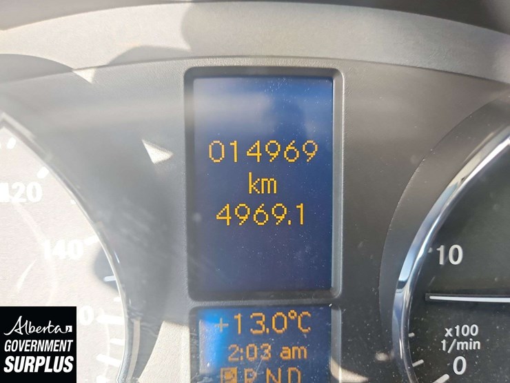 2012-mercedes-benz-sprinter-2500-image-18