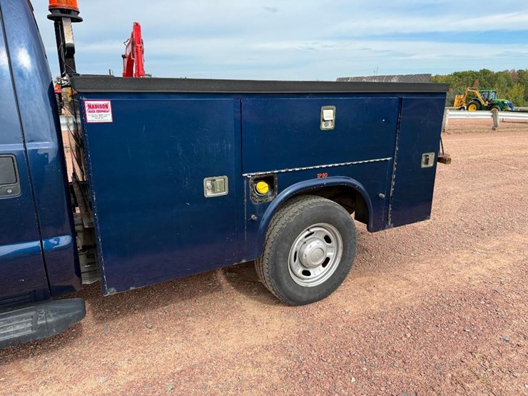 ford-f250-xl-image-21