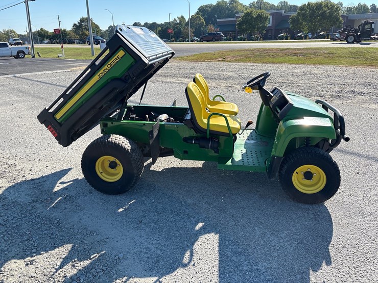 john-deere-turf-gator-image-6