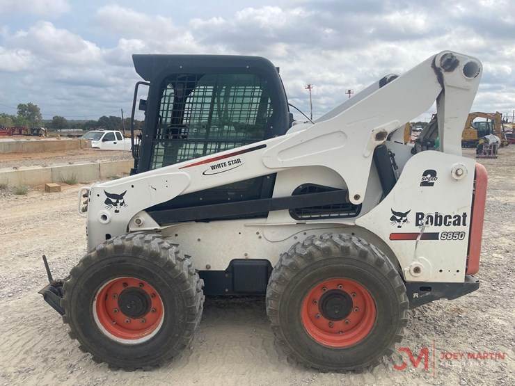 2011-bobcat-s850-image-6