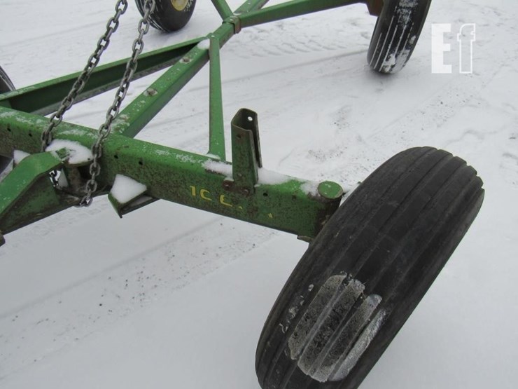 john-deere-1065a-image-10