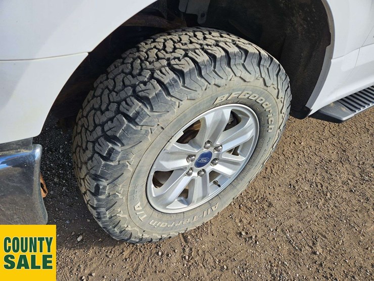 2016-ford-f150-image-8