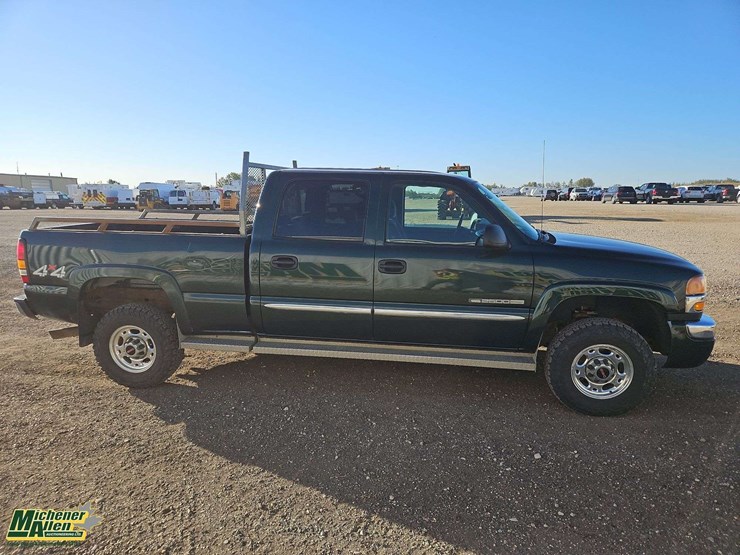 2004-gmc-sierra-2500hd-image-7