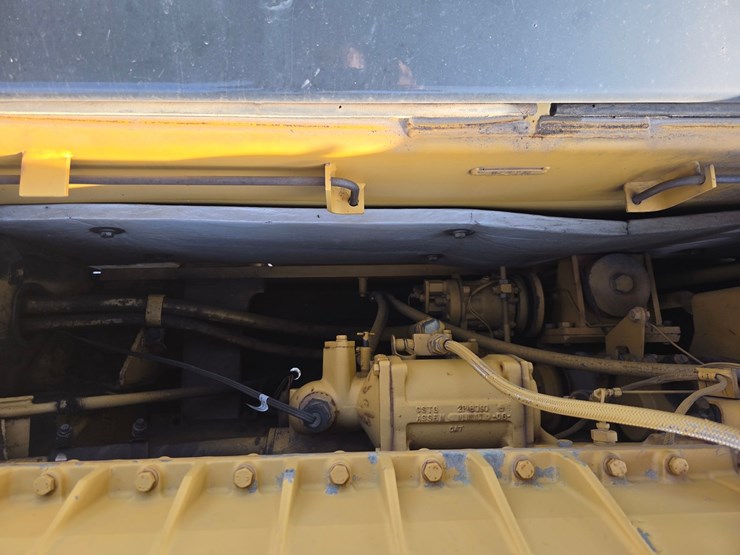 caterpillar-330b-image-34
