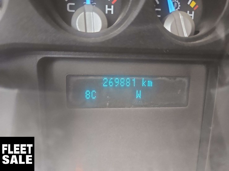 2015-ford-f350-image-23