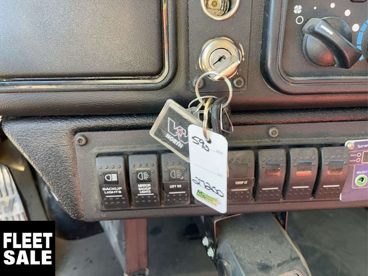 2018-western-star-4900-image-21