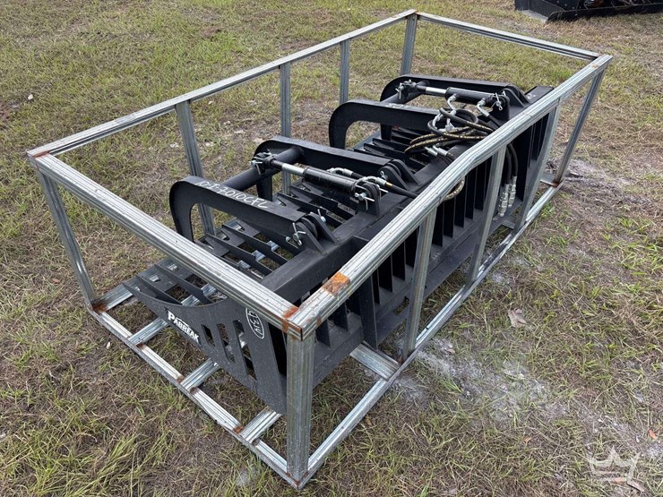 2025-pabreak-80in-hydraulic-dual-cylinder-grapple-rock-bucket-skid-steer-attachment-image-4