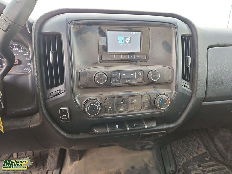 2015-chevrolet-silverado-2500hd-image-20