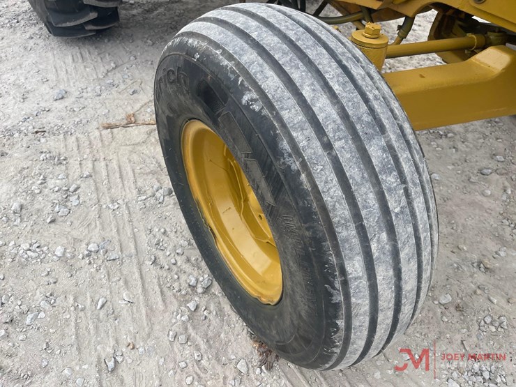 john-deere-2-image-9