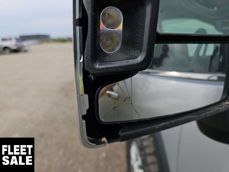 2020-gmc-sierra-2500hd-image-30