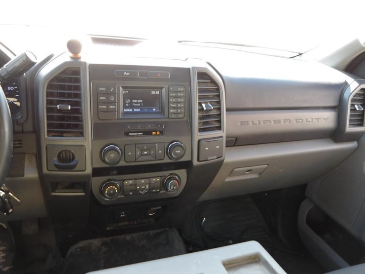 2019-ford-f250-xl-image-18
